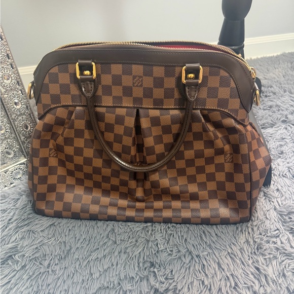 ⭐️Louis Vuitton Trevi PM Bag and Matching Emilie Wallet Damier Ebene⭐️ - Picture 2 of 16